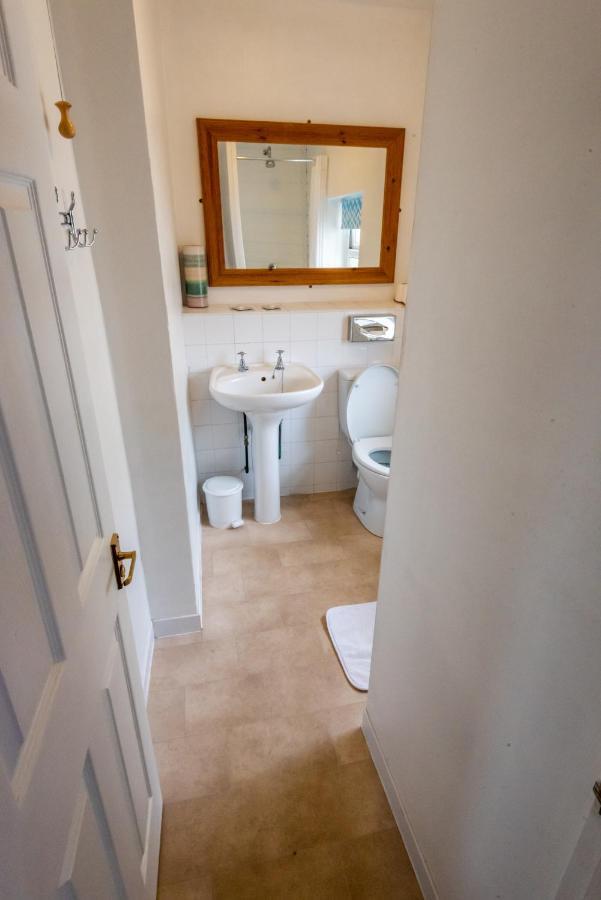 Aarondale Guest House Hartlepool Esterno foto