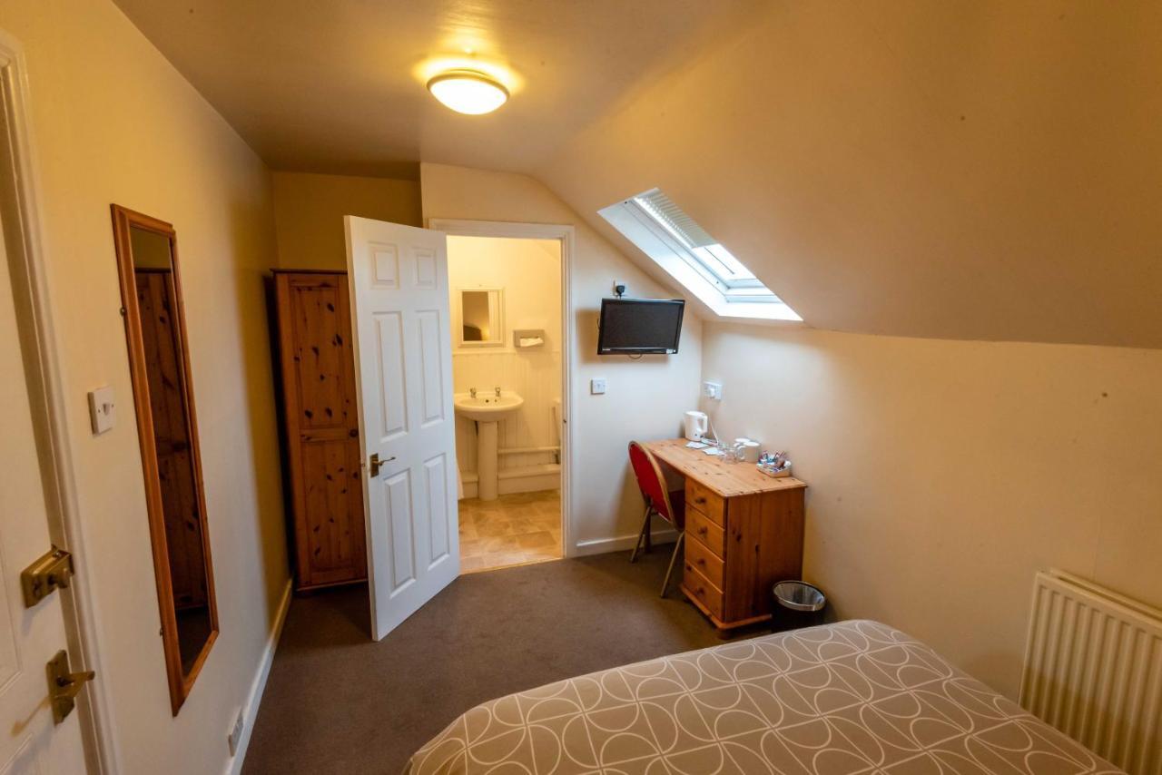 Aarondale Guest House Hartlepool Esterno foto