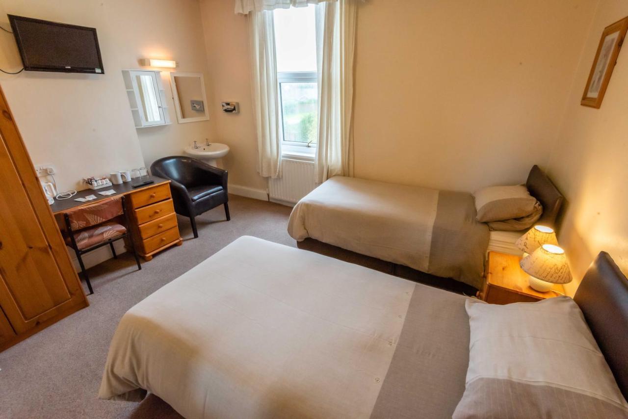 Aarondale Guest House Hartlepool Esterno foto