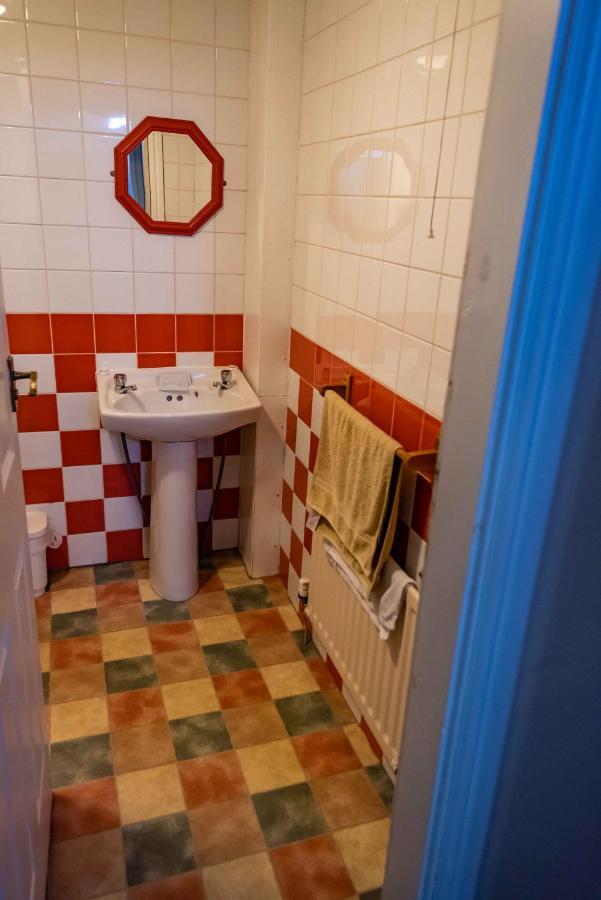 Aarondale Guest House Hartlepool Esterno foto
