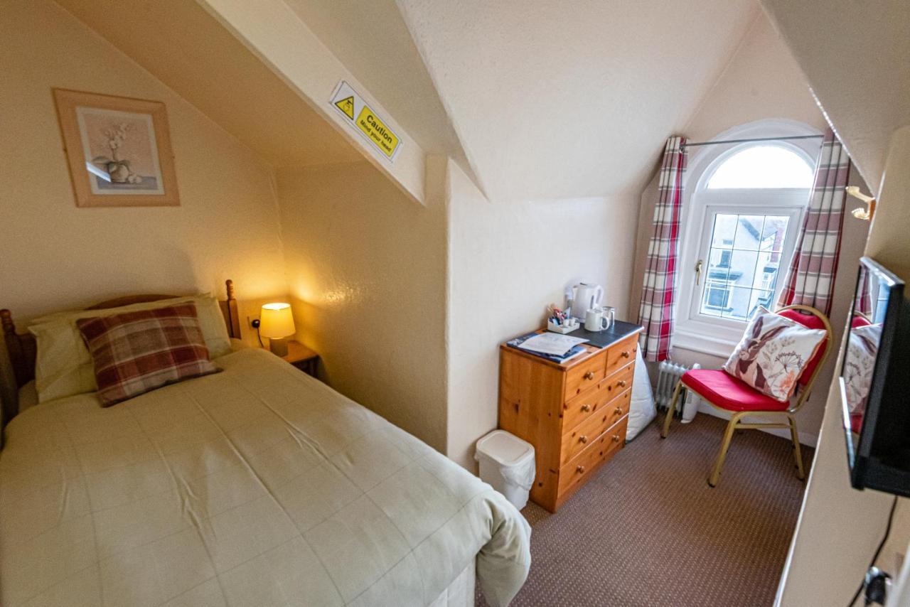 Aarondale Guest House Hartlepool Esterno foto